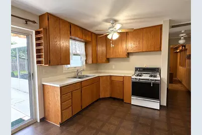 8371 55th Way, Pinellas Park, FL 33781 - Photo 6