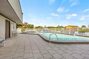 381 Moorings Cove Dr, Tarpon Springs, FL 34689 - Photo 36