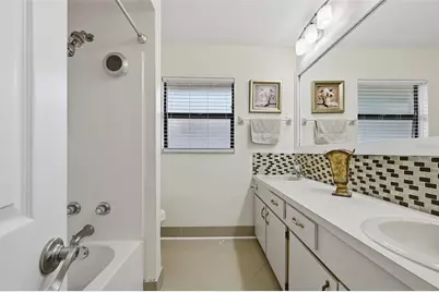 4534 Mohican Trail, Valrico, FL 33594 - Photo 34
