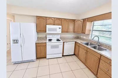 6905 Mathers Lane, Riverview, FL 33578 - Photo 8