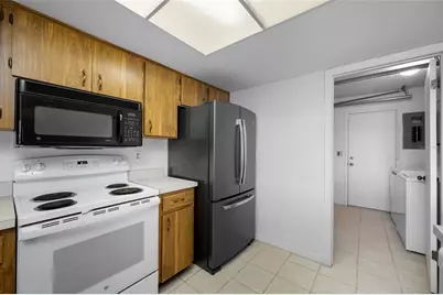 2020 Hullhouse Drive, Sun City Center, FL 33573 - Photo 12