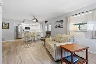 1634 Dale Cir N, Dunedin, FL 34698 - Photo 12