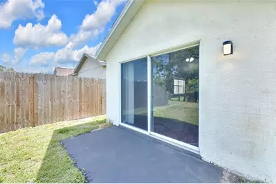 7855 Bristol Park Dr, Apollo Beach, FL 33572 - Photo 10