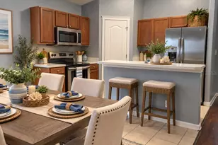 7855 Bristol Park Dr, Apollo Beach, FL 33572 - Photo 4