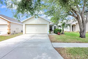 7855 Bristol Park Dr, Apollo Beach, FL 33572 - Photo 4
