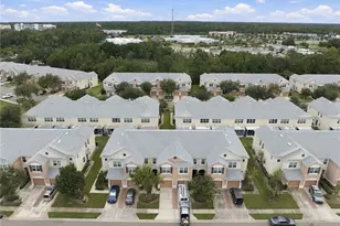 26606 Castleview Way, Wesley Chapel, FL 33544 - Photo 4