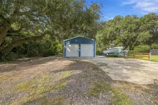 18085 Nicholas Ave, Brooksville, FL 34604 - Photo 20