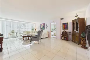 50 Harbor View Ln, Belleair Bluffs, FL 33770 - Photo 4