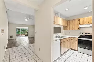 1111 Thayer St, Safety Harbor, FL 34695 - Photo 4