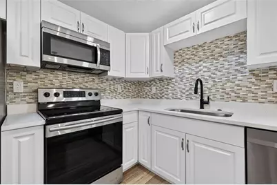 11317 Sylvan Green Lane, Riverview, FL 33569 - Photo 8