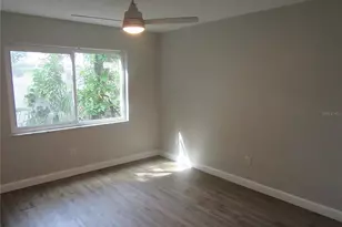 5900 22nd Ave N, Saint Petersburg, FL 33710 - Photo 12