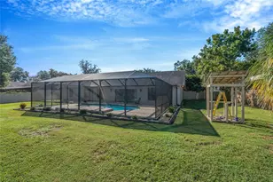 4614 Duxberry Ln, Valrico, FL 33594 - Photo 12