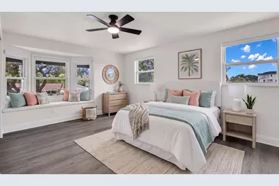 1810 Maryland Avenue NE, Saint Petersburg, FL 33703 - Photo 12