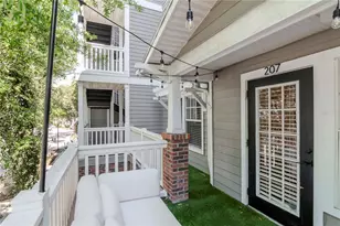 800 S Dakota Ave, Tampa, FL 33606 - Photo 2