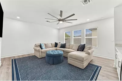 18114 Serene Lake Loop, Lutz, FL 33548 - Photo 10