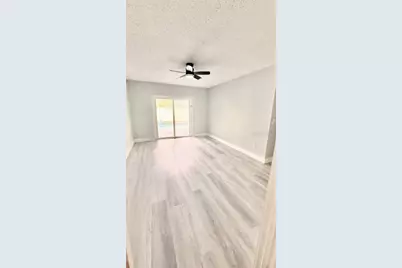 524 Wynnwood Drive, Brandon, FL 33511 - Photo 20