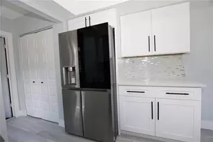 524 Wynnwood Dr, Brandon, FL 33511 - Photo 26