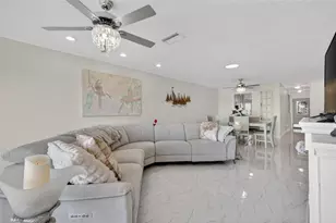 427 Boca Ciega Point Blvd N, Saint Petersburg, FL 33708 - Photo 14