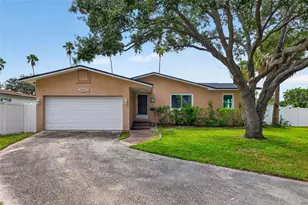 4014 Alabama Ave NE, Saint Petersburg, FL 33703 - Photo 1