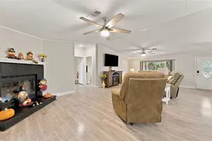 13429 Riada Way, Dade City, FL 33525 - Photo 10