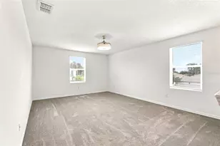 36801 Yesler Dr, Zephyrhills, FL 33542 - Photo 30