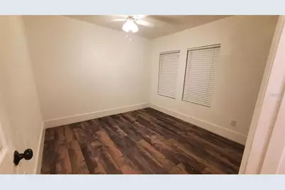 1034 16th Avenue S, Saint Petersburg, FL 33705 - Photo 4
