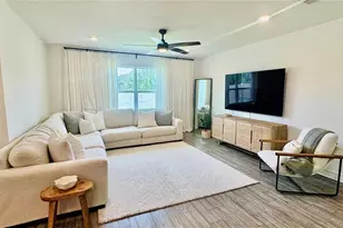 3919 Capri Coast Dr, Plant City, FL 33565 - Photo 6