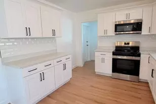 3203 W Ivy St, Tampa, FL 33607 - Photo 8