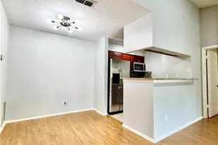 8643 Mallard Reserve Dr, Tampa, FL 33614 - Photo 24