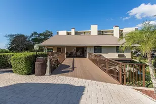 2700 Cove Cay Dr, Clearwater, FL 33760 - Photo 36