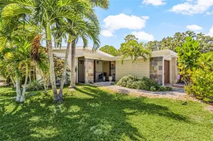 2138 Temple St, Sarasota, FL 34239 - Photo 1