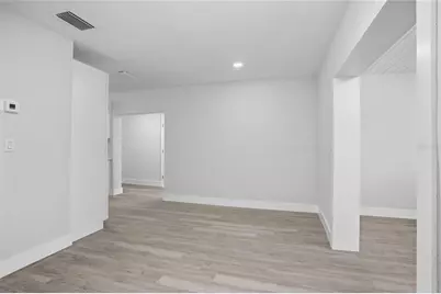 630 180th Avenue E, Redington Shores, FL 33708 - Photo 14