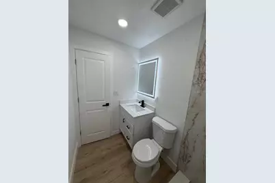 924 Valmar St, Brandon, FL 33511 - Photo 12