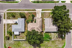 744 Green Valley Rd, Palm Harbor, FL 34683 - Photo 38