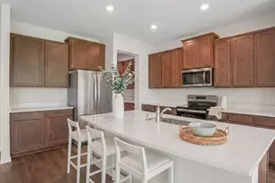 11207 Duckling Wy, Weeki Wachee, FL 34613 - Photo 2