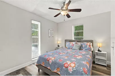 200 Twin Lake Drive, Largo, FL 33770 - Photo 20