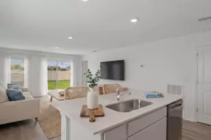 4106 Kona Cir, Spring Hill, FL 34608 - Photo 2
