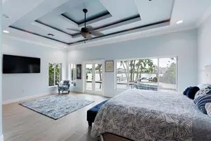 11280 5th St E, Treasure Island, FL 33706 - Photo 22
