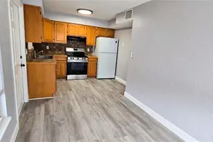 111 145th Ave E, Madeira Beach, FL 33708 - Photo 16