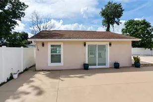 7518 Blossom Ave, Tampa, FL 33614 - Photo 72