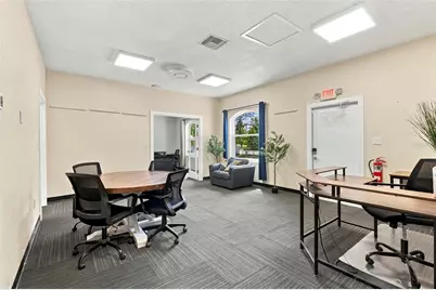 11748 La Madera Boulevard #E, Port Richey, FL 34668 - Photo 16