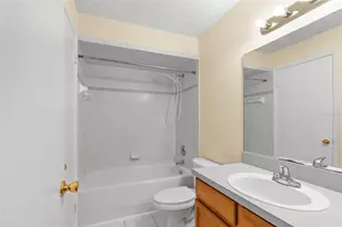 37308 Embassy Pk Ln, Dade City, FL 33525 - Photo 18