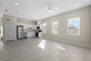 2953 Mapleberry Ct, Tampa, FL 33619 - Photo 12