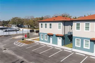 2953 Mapleberry Ct, Tampa, FL 33619 - Photo 4