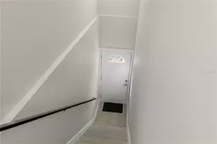 2953 Mapleberry Ct, Tampa, FL 33619 - Photo 10