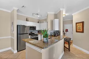 2755 Via Capri, Clearwater, FL 33764 - Photo 14