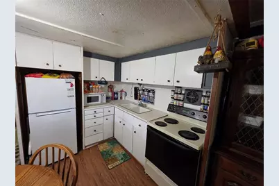 37629 March Lane, Zephyrhills, FL 33541 - Photo 4