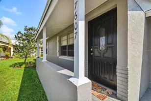 7607 Woodland Oaks Ct, Tampa, FL 33615 - Photo 4
