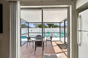7607 Woodland Oaks Ct, Tampa, FL 33615 - Photo 32