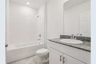 12550 Hourglass Way, Dade City, FL 33525 - Photo 10